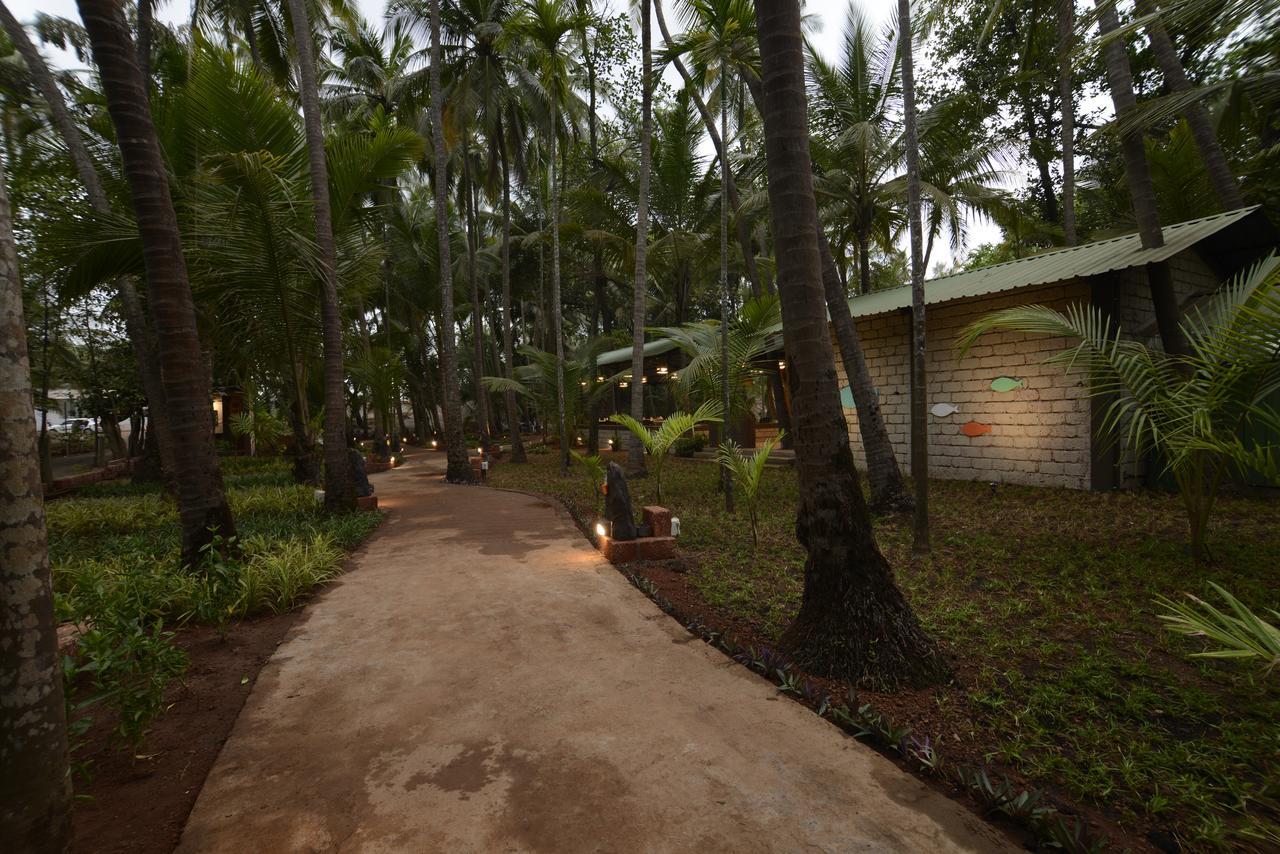 Feet Up Amaranth Resort Dapoli Exterior photo